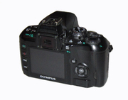 Olympus E-400 на запчасти + объектив 