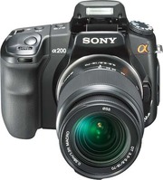 Sony alpha200 с картой памяти на 4Гб и сумкой. Состояние: как новый